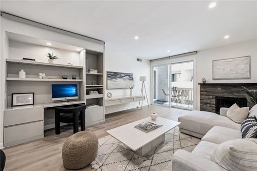 unit-203-450 San Vicente Blvd, Santa Monica, CA, 90402-1745 | Card Image