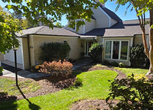 253 Island Green Dr, Penhook, VA, 24137-5004 | Card Image