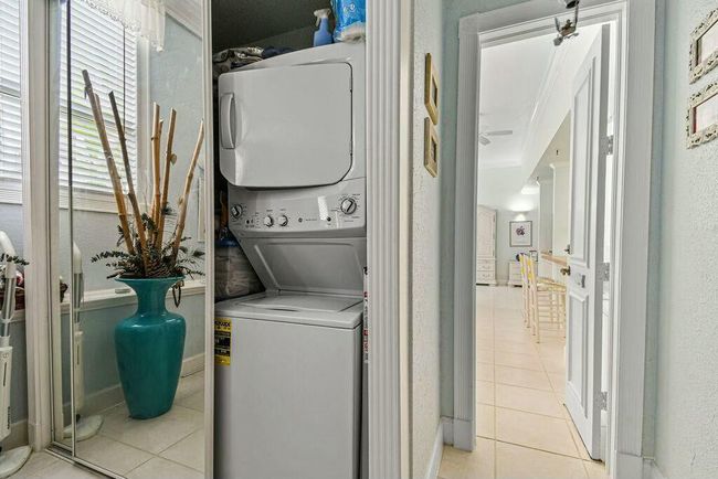 1050 - 235 Sunrise Ave, Condo with 1 bedrooms, 1 bathrooms and null parking in Palm Beach FL | Image 11