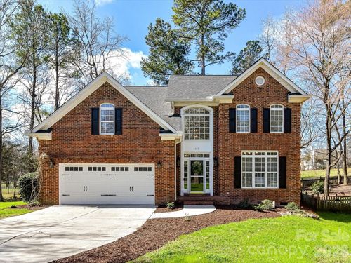6607 Rea Croft Dr, Charlotte, NC, 28226-9215 | Card Image