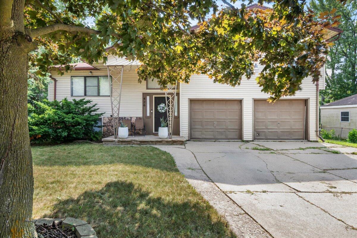 Residential in Pontiac 4