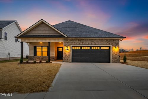 617 Cherry Marie Dr, Jonesborough, TN, 37659-2326 | Card Image