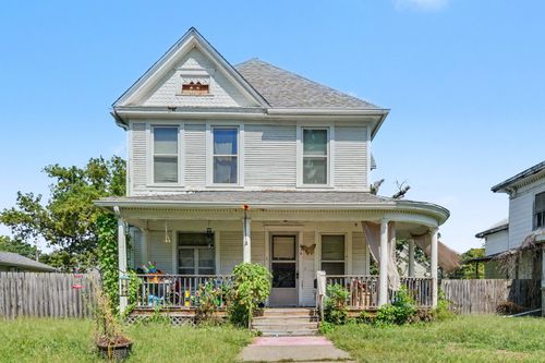 634 E 13th St, Davenport, IA, 52803-4226 | Card Image