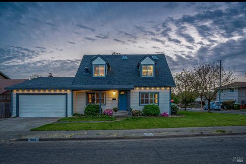 525 Oak Lake Avenue, Santa Rosa, CA, 95409 | Card Image