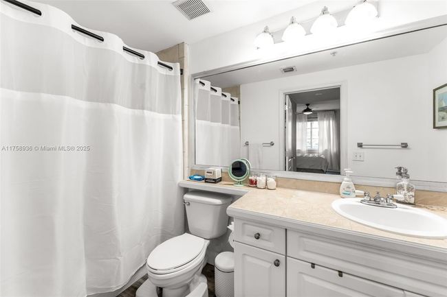 APT-112 - 6831 Sw 44 Th St, Condo with 3 bedrooms, 2 bathrooms and null parking in Miami FL | Image 18