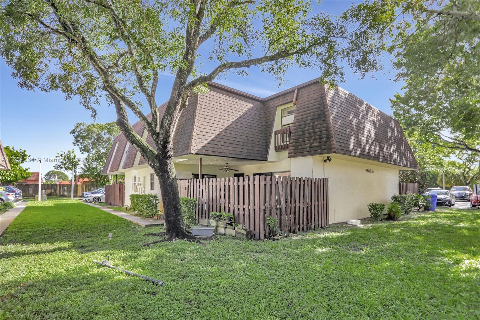 Tam Oshanter Blvd, North Lauderdale, FL 33068