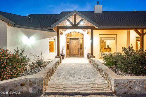 7403 Dona Ana Rd, Las Cruces, NM, 88007-5905 | Card Image