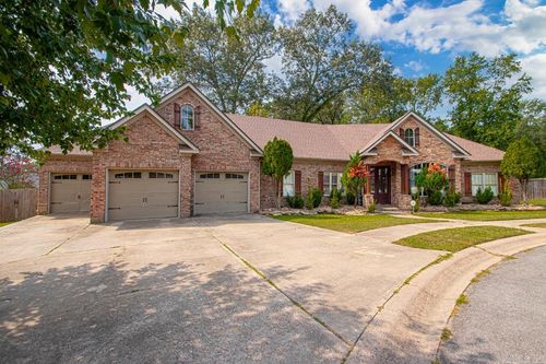 2609 Pinehurst Cv, Benton, AR, 72019-8860 | Card Image