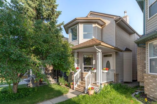 721 52 Ave Sw, Calgary, AB, T2V0B6 | Card Image