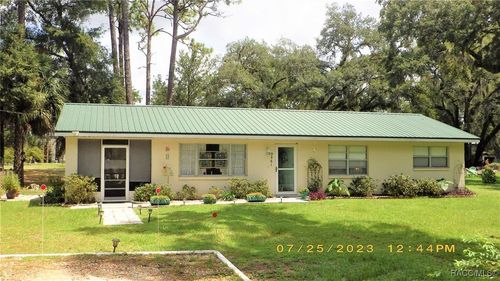 9461 W Tall Pines Ct, CRYSTAL RIVER, FL, 34428-6065 | Card Image