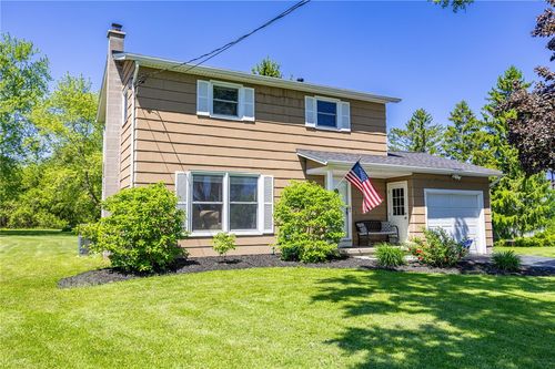 172 Hidden Creek Ln, Hamlin, NY, 14464-9569 | Card Image