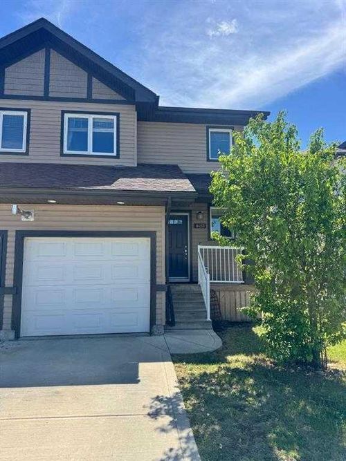 8453 101 Ave, Grande Prairie, AB, T8X0R1 | Card Image
