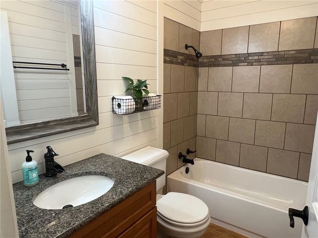 104 Oak St, House other with 3 bedrooms, 2 bathrooms and null parking in Jasper AR | Image 23