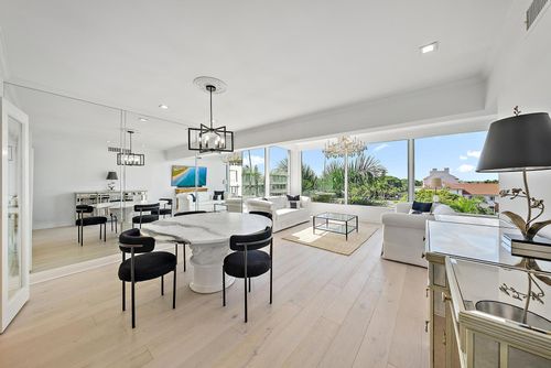 526b-44 Cocoanut Row, Palm Beach, FL, 33480-4080 | Card Image