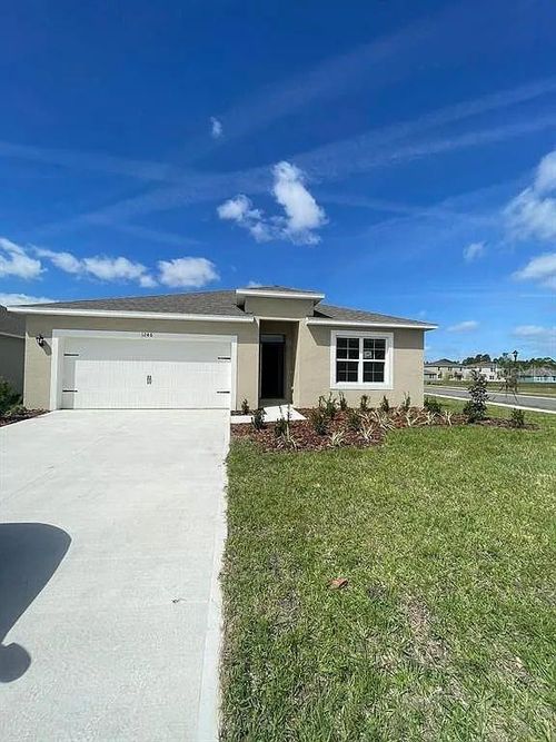 1246 Red Hill Rd, Davenport, FL, 33837-8662 | Card Image