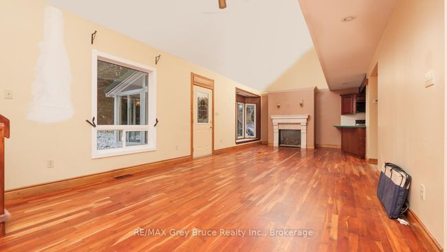 504791 Grey Rd 1, House other with 2 bedrooms, 2 bathrooms and 3 parking in Kemble ON | Image 8