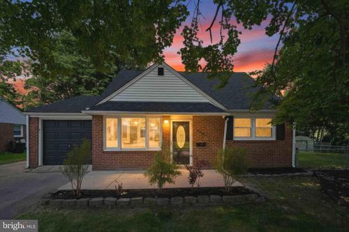 532 Lindsay St, Ridley Park, PA, 19078-3608 | Card Image