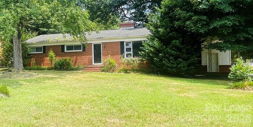 7125 Pence Rd, Charlotte, NC, 28215-4239 | Card Image