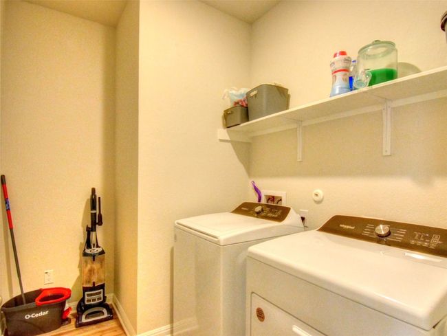257 Fossil Dr, House other with 4 bedrooms, 2 bathrooms and 2 parking in Kyle TX | Image 11