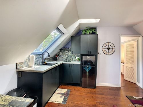 upstairs-124 S Sherman Street, Denver, CO, 80209 | Card Image