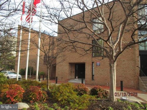 apt-9c-130 Spruce St, PHILADELPHIA, PA, 19106-4323 | Card Image