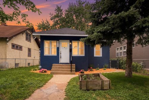 4024 11th Ave S, Minneapolis, MN, 55407-3236 | Card Image