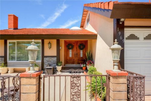 1969 Devonshire Dr, Brea, CA, 92821-6017 | Card Image