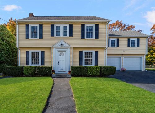 14 Fairview Avenue, Lincoln, RI, 02865 | Card Image