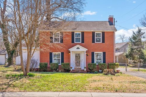 2202 S Main St, Hopkinsville, KY, 42240-1760 | Card Image