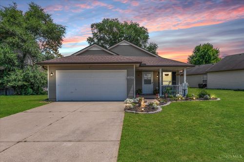 528 Park Dr, Trenton, OH, 45067-9403 | Card Image