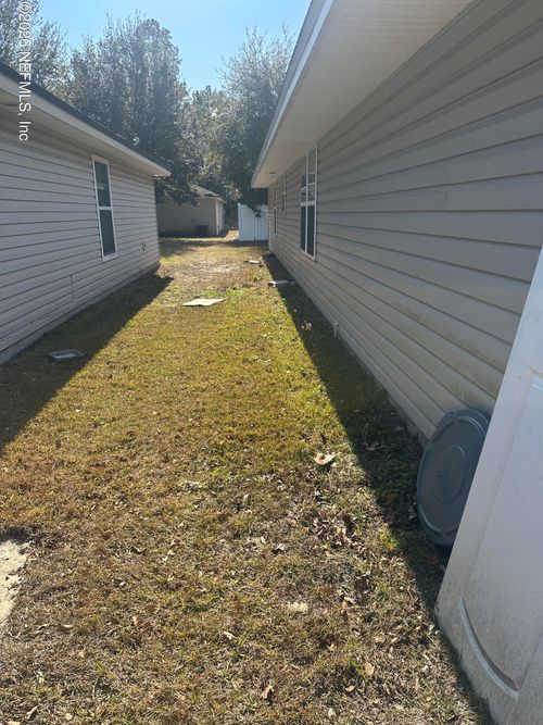 1713-7920 Merrill Rd, JACKSONVILLE, FL, 32277-6549 | Card Image