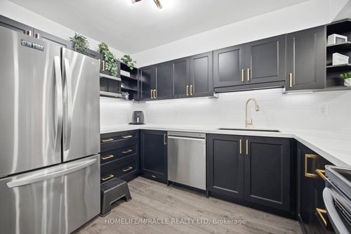 102-238 Albion Rd, Etobicoke, ON, M9W6A7 | Card Image
