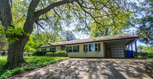 75 Whippoorwill Drive, Decatur, IL, 62526 | Card Image