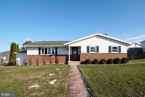 138 Brown Ave, BELLEFONTE, PA, 16823-1204 | Card Image