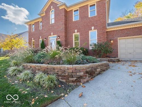 8426 Carefree Cir, Indianapolis, IN, 46236-8707 | Card Image