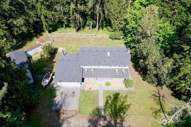 70 Shadow Trl, House other with 5 bedrooms, 4 bathrooms and 6 parking in Sequim WA | Image 34