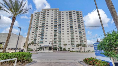 920-3000 S Ocean Dr, HOLLYWOOD, FL, 33019-2821 | Card Image