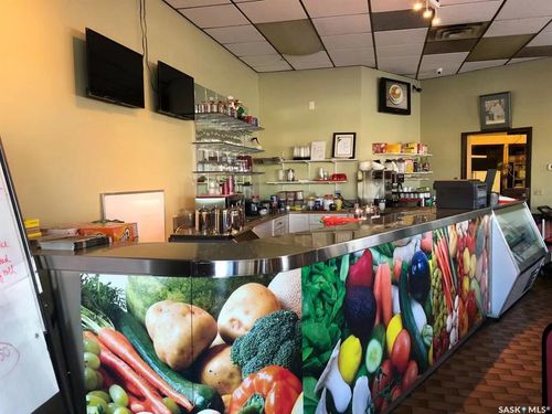 bay-f-727 22nd St W, Saskatoon, SK, S7M0R6 | Card Image