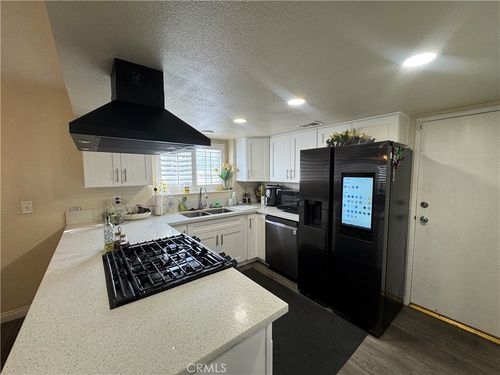 22031 Main, Carson, CA, 90745 | Card Image