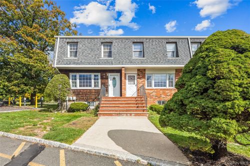 44 Gladys Dr, Spring Valley, NY, 10977-6025 | Card Image