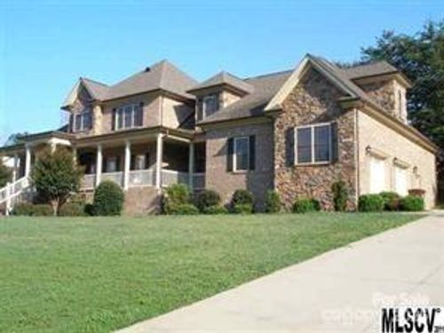 1163 Willow Creek Dr, Newton, NC, 28658-8012 | Card Image