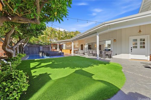 245 Palaoa Pl, Honolulu, HI, 96816-4439 | Card Image