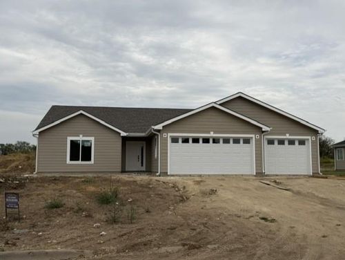 204 Bird Dog Dr, Riley, KS, 66531-3703 | Card Image