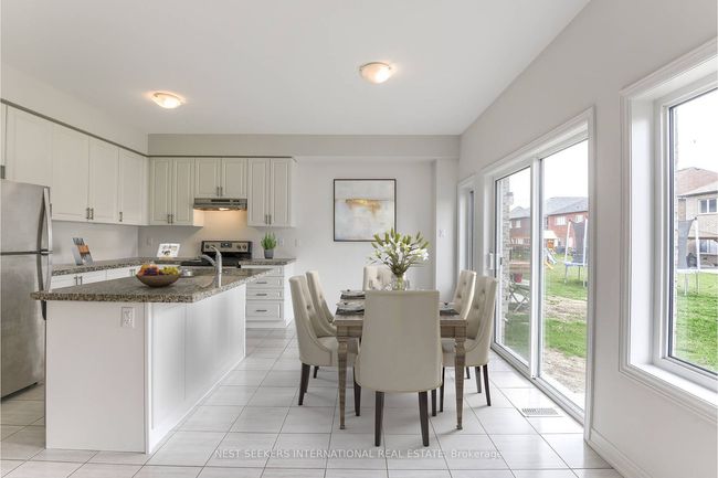 1527 Angus St, House other with 3 bedrooms, 3 bathrooms and 4 parking in Innisfil ON | Image 5