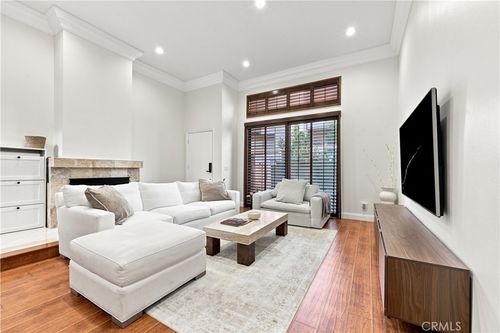 4-1349 N Columbus, Glendale, CA, 91202 | Card Image