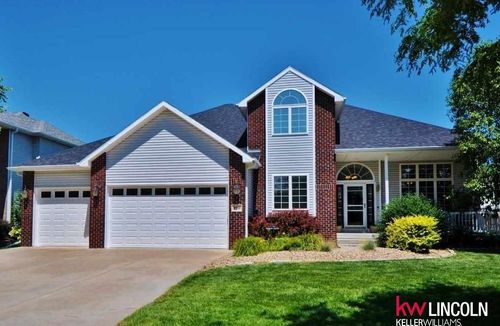 8341 Katrina Ln, Lincoln, NE, 68512-9424 | Card Image