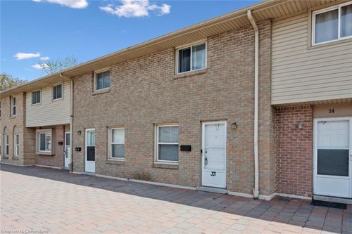 33-293 Fairway Rd N, Kitchener, ON, N2A2P1 | Card Image