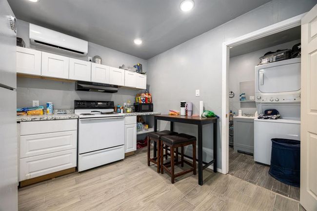570 County Road 3558, House other with 4 bedrooms, 3 bathrooms and null parking in Cleveland TX | Image 28