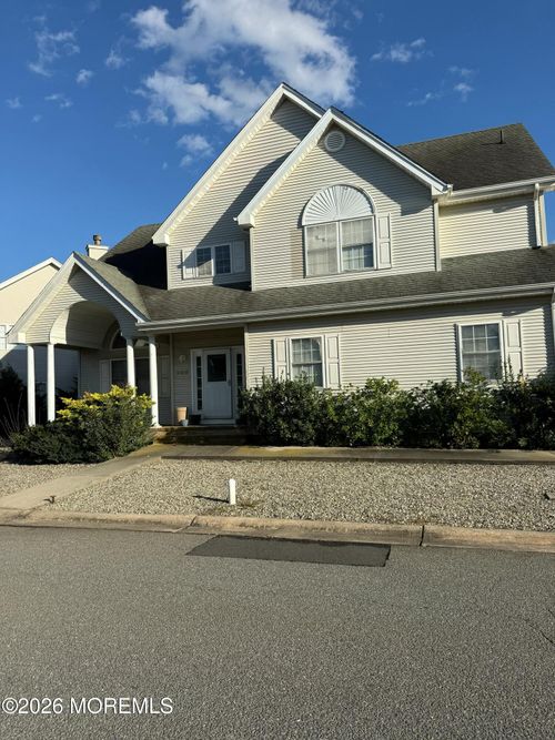 880 Sunrise Boulevard, Forked River, NJ, 08731 | Card Image