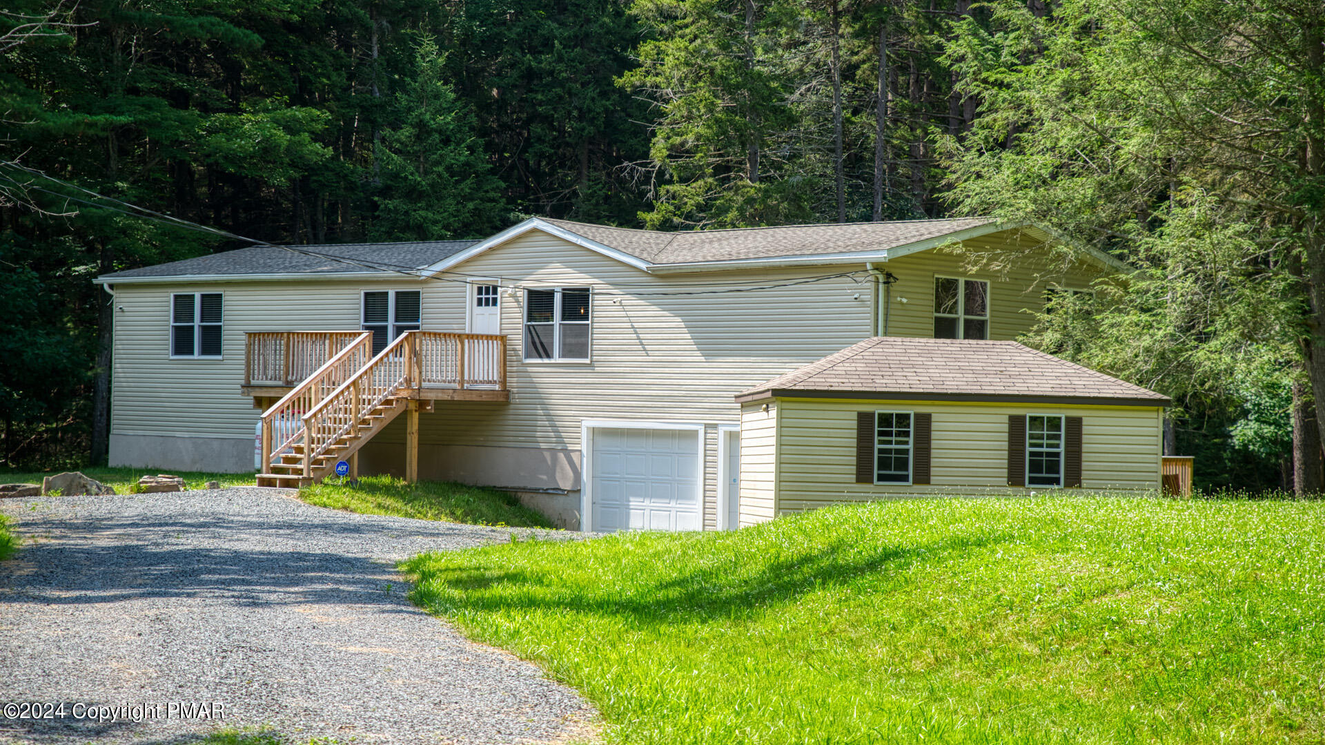 Pine Run, Pocono Lake, PA 18347
